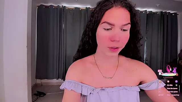 gatitavenecis online show from April 2026 07:29:04 PM