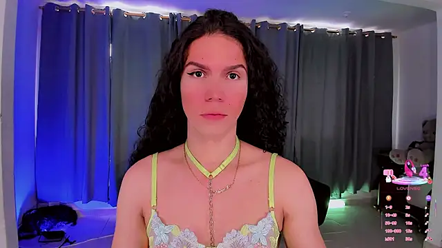 gatitavenecis online show from April 2026 06:25:02 PM