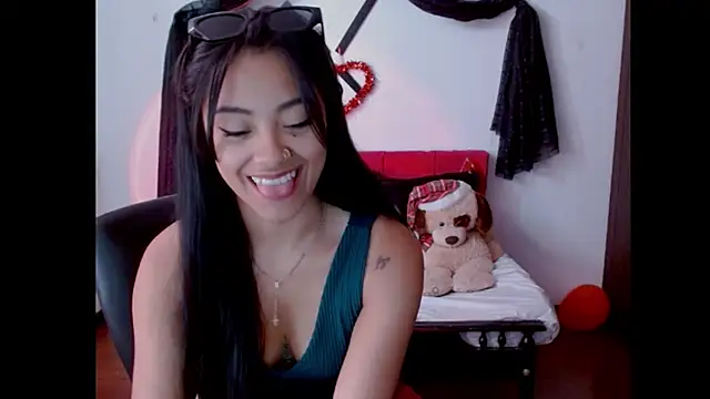 NatalyEscobar lx online show from March 2025 03:07:02 PM