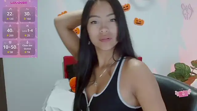 NatalyEscobar lx online show from October 2025 12:28:02 PM