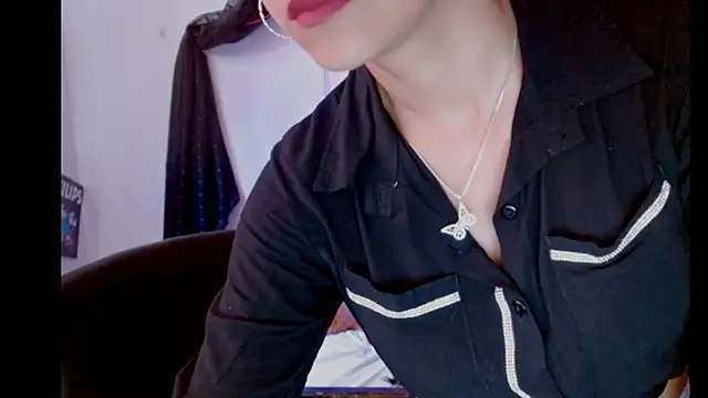NatalyEscobar lx online show from March 2025 12:00:01 PM