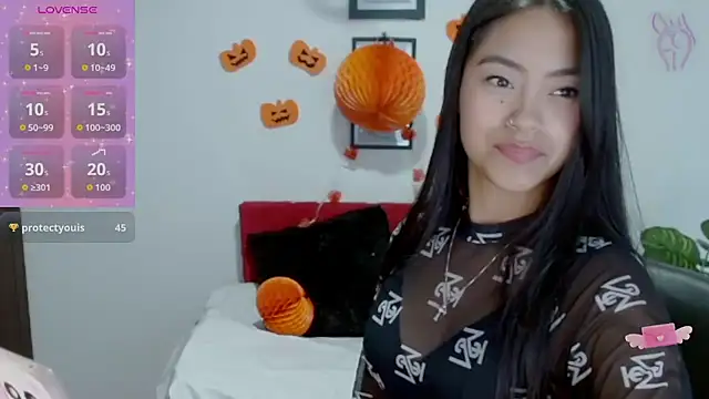 NatalyEscobar lx online show from October 2025 12:39:01 PM