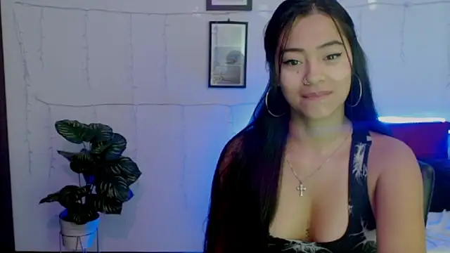 Snapshot of NatalyEscobar_lx chatting on April 2026 02:12:02 PM NatalyEscobar lx online show from April 2026 02:12:02 PM