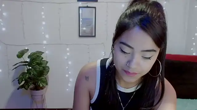 Snapshot of NatalyEscobar_lx chatting on June 2026 02:07:01 PM NatalyEscobar lx online show from June 2026 02:07:01 PM