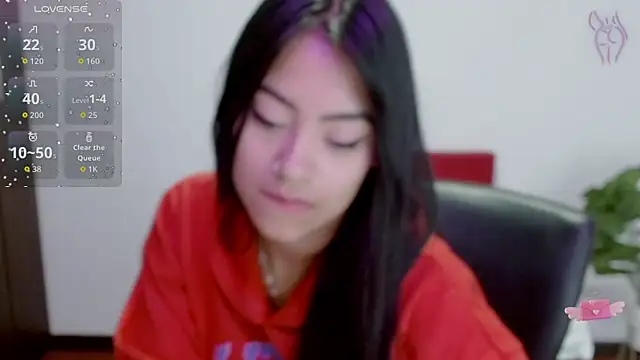 NatalyEscobar lx online show from November 2025 12:42:02 PM