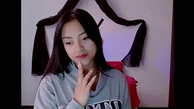 NatalyEscobar lx online show from March 2025 12:17:01 PM