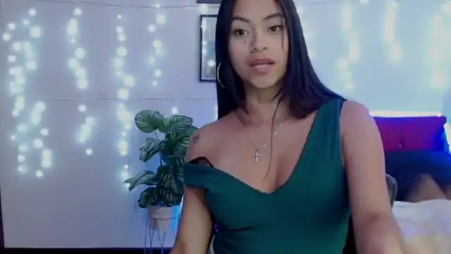 Snapshot of NatalyEscobar_lx chatting on April 2026 07:07:02 PM NatalyEscobar lx online show from April 2026 07:07:02 PM