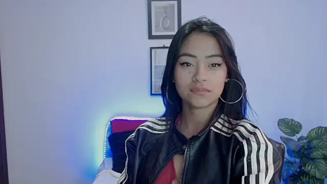 NatalyEscobar lx online show from March 2026 01:40:02 PM