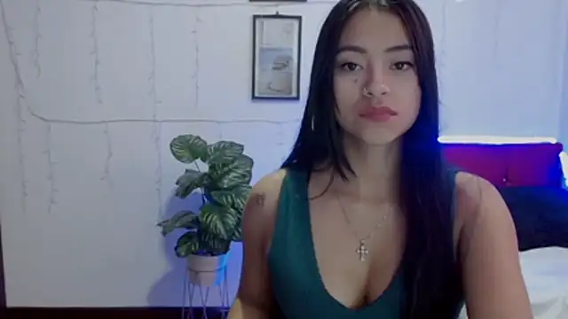 Snapshot of NatalyEscobar_lx chatting on April 2026 03:25:02 PM NatalyEscobar lx online show from April 2026 03:25:02 PM