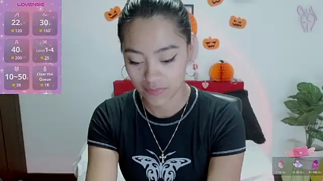 NatalyEscobar lx online show from October 2025 12:41:02 PM