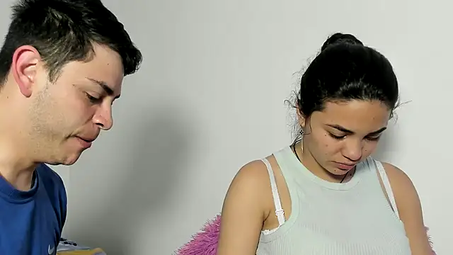 Sexx onn fire online show from February 2025 12:01:01 PM