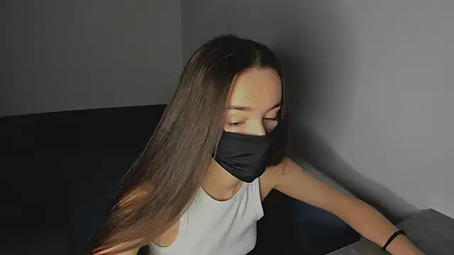 AngelinaAdderly online show from April 2026 07:40:02 PM