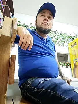 Snapshot of very2_sexy chatting on September 2025 04:19:02 AM very2 sexy online show from September 2025 04:19:02 AM