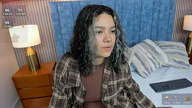 pretty sunlight  online show from April 2026 01:43:01 AM