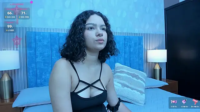 Snapshot of pretty_sunlight_ chatting on October 2025 01:28:02 AM pretty sunlight online show from October 2025 01:28:02 AM