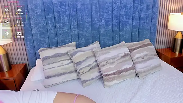 pretty sunlight  online show from February 2026 01:27:01 AM