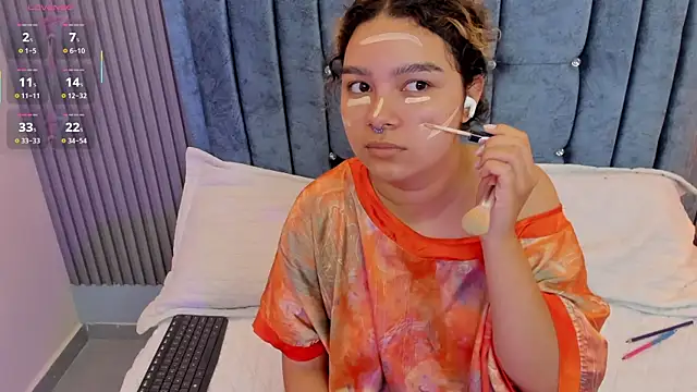 Snapshot of pretty_sunlight_ chatting on July 2026 09:23:01 PM pretty sunlight online show from July 2026 09:23:01 PM