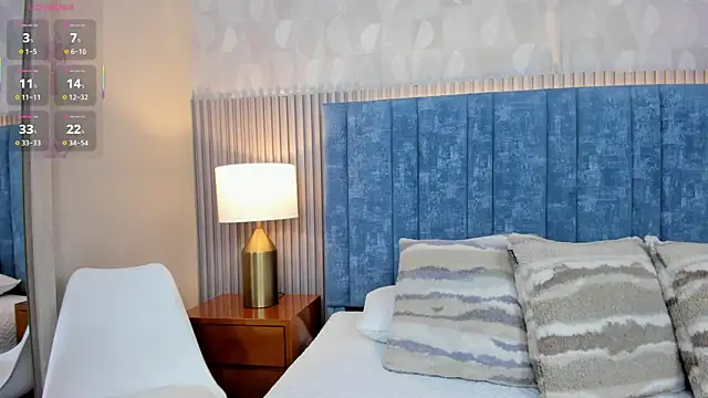 pretty sunlight  online show from April 2026 02:30:02 AM