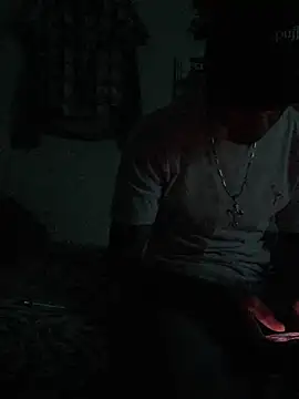 Johnras121 online show from December 2025 01:00:01 AM