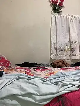 Johnras121 online show from April 2026 12:45:02 PM