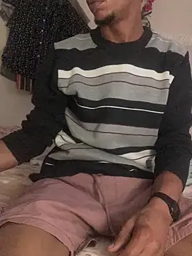 Johnras121 online show from February 2026 12:47:02 PM