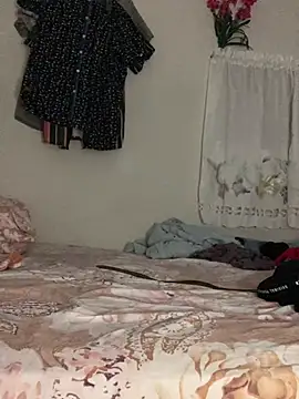 Johnras121 online show from February 2026 11:37:01 PM