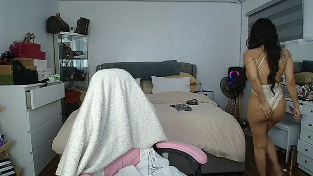 aya saki online show from November 2025 08:48:02 AM