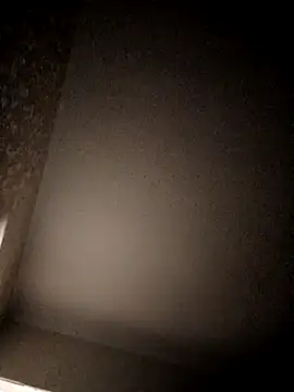 Snapshot of YuliannaFox chatting on December 2024 10:23:01 PM YuliannaFox online show from December 2024 10:23:01 PM