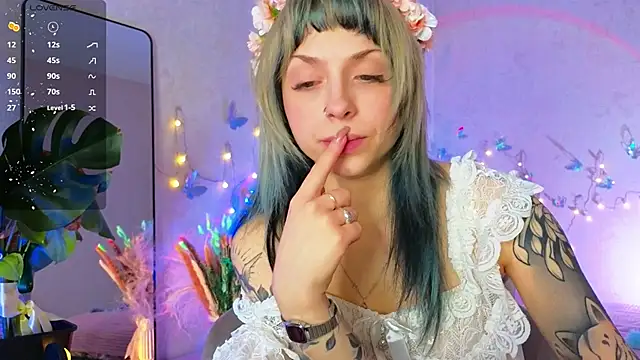 lavenderluxe online show from March 2026 12:02:02 PM