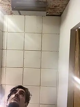 Snapshot of Tomito14 chatting on November 2025 07:03:02 AM Tomito14 online show from November 2025 07:03:02 AM