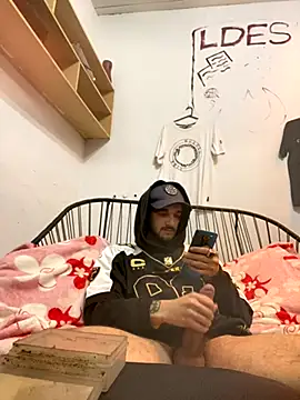 Snapshot of Tomito14 chatting on September 2025 01:06:01 PM Tomito14 online show from September 2025 01:06:01 PM