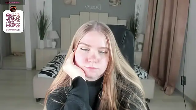 Snapshot of marydoji chatting on February 2025 02:38:02 PM marydoji online show from February 2025 02:38:02 PM