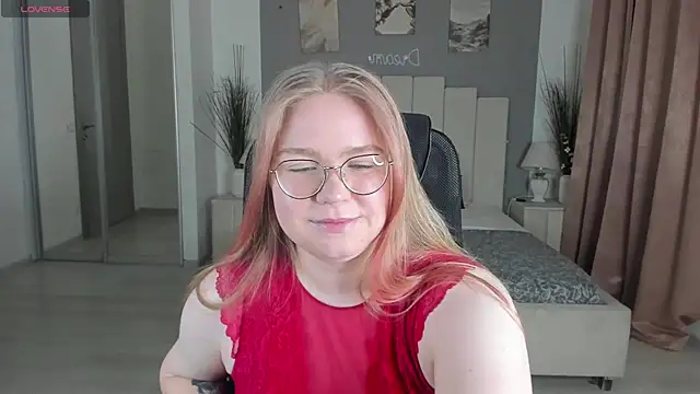 Snapshot of marydoji chatting on January 2025 06:49:01 PM marydoji online show from January 2025 06:49:01 PM