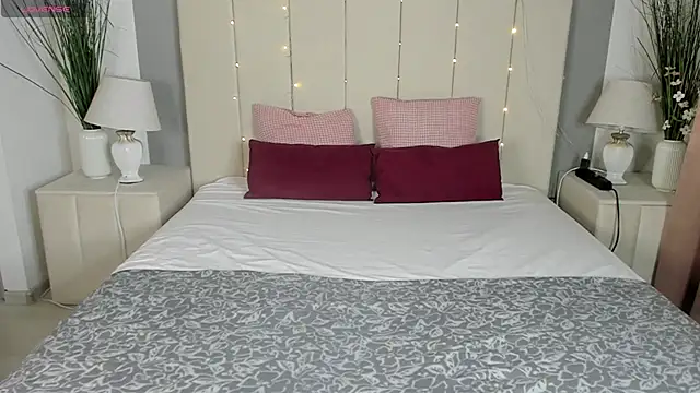 Snapshot of marydoji chatting on January 2025 09:57:01 PM marydoji online show from January 2025 09:57:01 PM