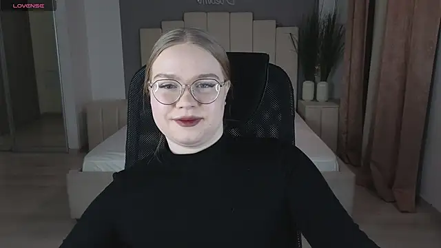 Snapshot of marydoji chatting on February 2025 06:55:01 PM marydoji online show from February 2025 06:55:01 PM