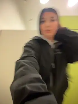 Tisha Busty online show from March 2026 03:35:02 PM