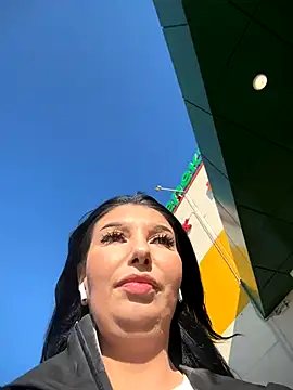 Tisha Busty online show from October 2025 09:32:02 AM