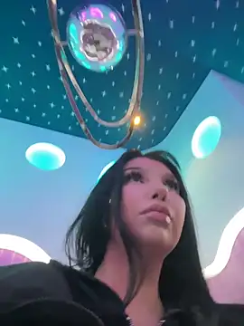 Tisha Busty online show from March 2026 01:11:02 PM