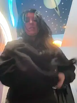 Tisha Busty online show from November 2025 01:33:01 PM