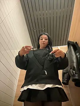 Tisha Busty online show from September 2025 01:40:01 PM