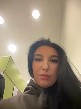 Tisha Busty online show from February 2026 01:33:02 PM