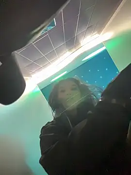 Tisha Busty online show from April 2026 01:02:01 PM