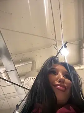 Tisha Busty online show from February 2025 05:50:01 PM