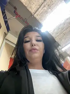 Tisha Busty online show from September 2025 01:39:02 PM