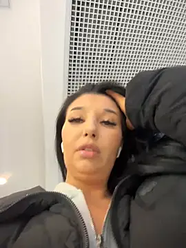 Tisha Busty online show from February 2026 01:33:02 PM