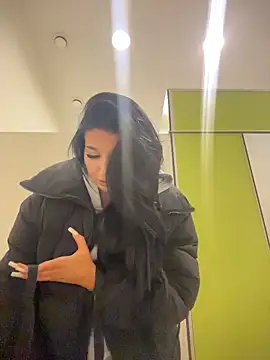 Tisha Busty online show from February 2026 01:11:01 PM