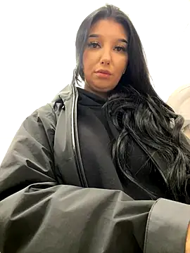 Tisha Busty online show from October 2025 12:28:02 PM