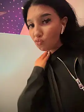 Tisha Busty online show from March 2026 01:34:01 PM