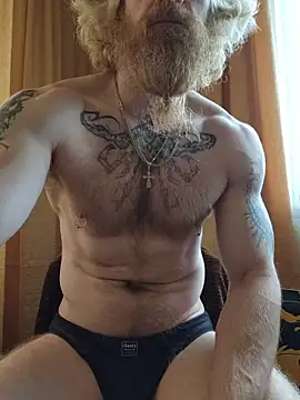 Gingerbeard40 online show from April 2026 05:14:02 AM