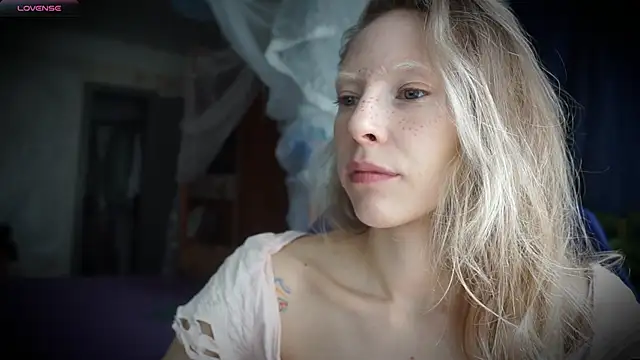  Phantom thread  online show from May 2026 11:54:02 AM
